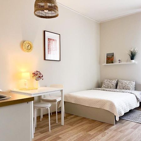 Cosy Apartment In Riga With Free Parking Exteriör bild