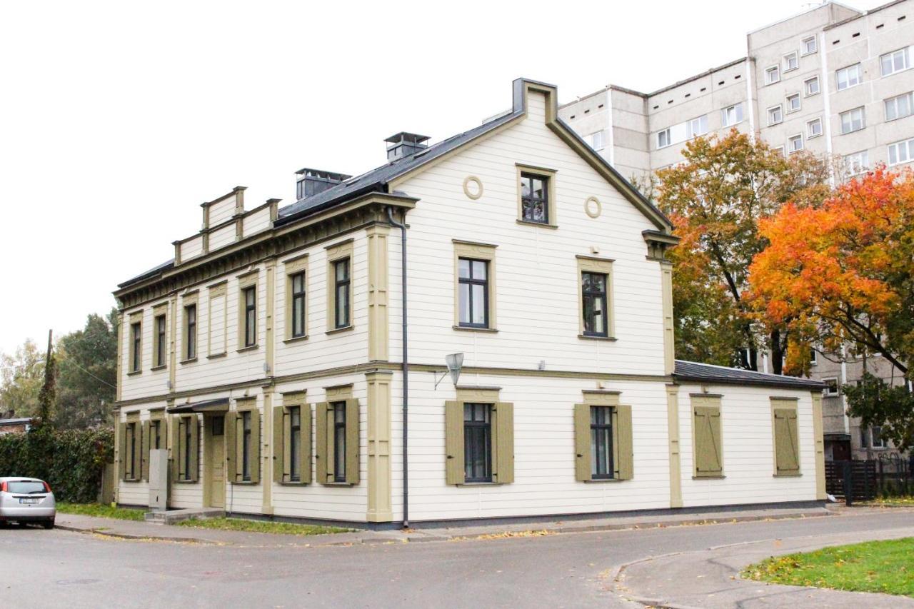 Cosy Apartment In Riga With Free Parking Exteriör bild