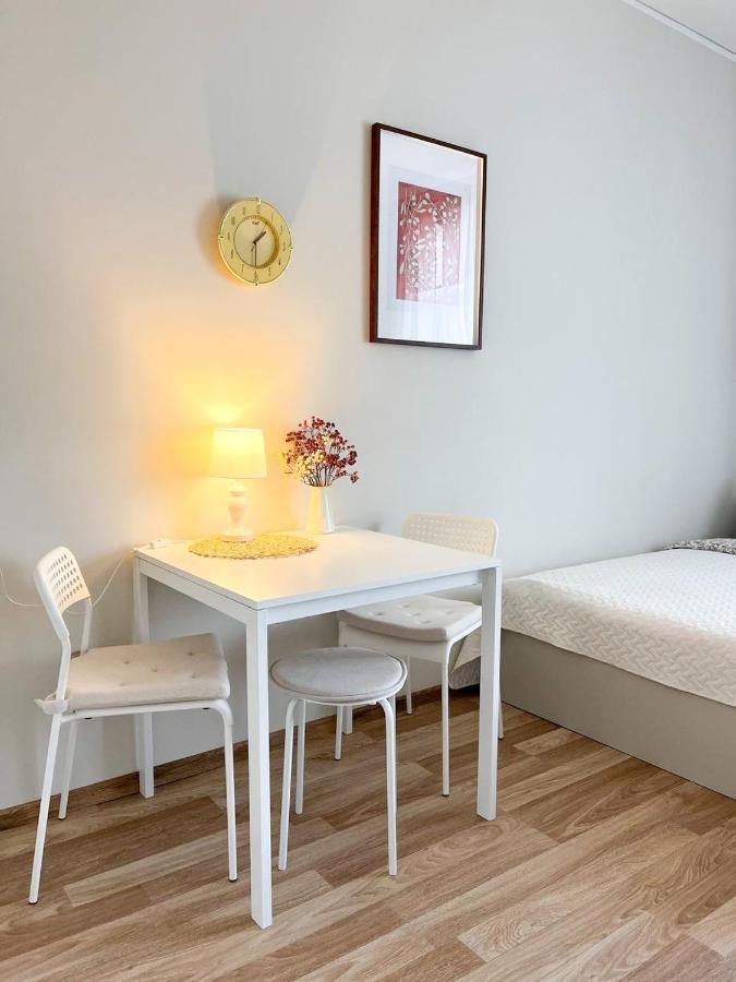 Cosy Apartment In Riga With Free Parking Exteriör bild